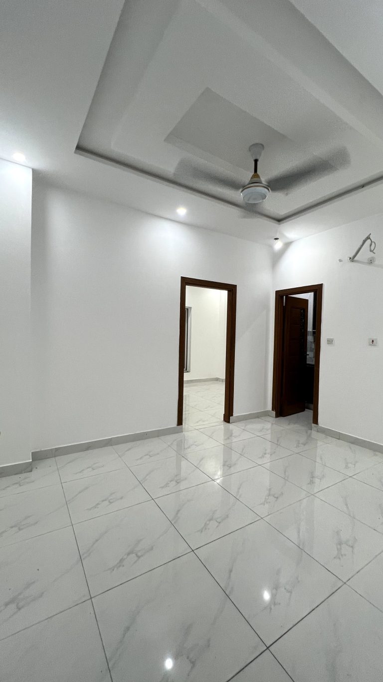 Single Bed Non-Furnished Apartment for Rent Fountain Facing B Block, Citi Housing Sialkot